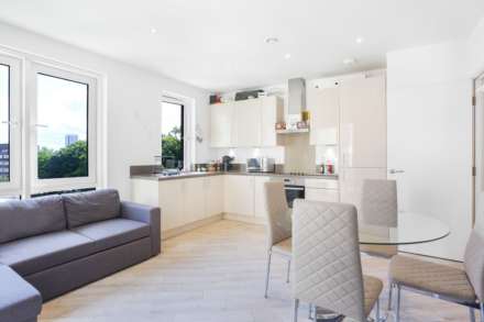 Juniper Drive, Battersea Reach SW18, Image 2