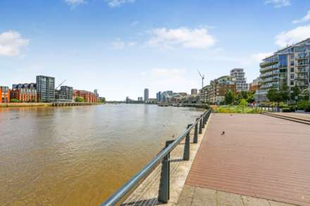 Juniper Drive, Battersea Reach SW18, Image 9