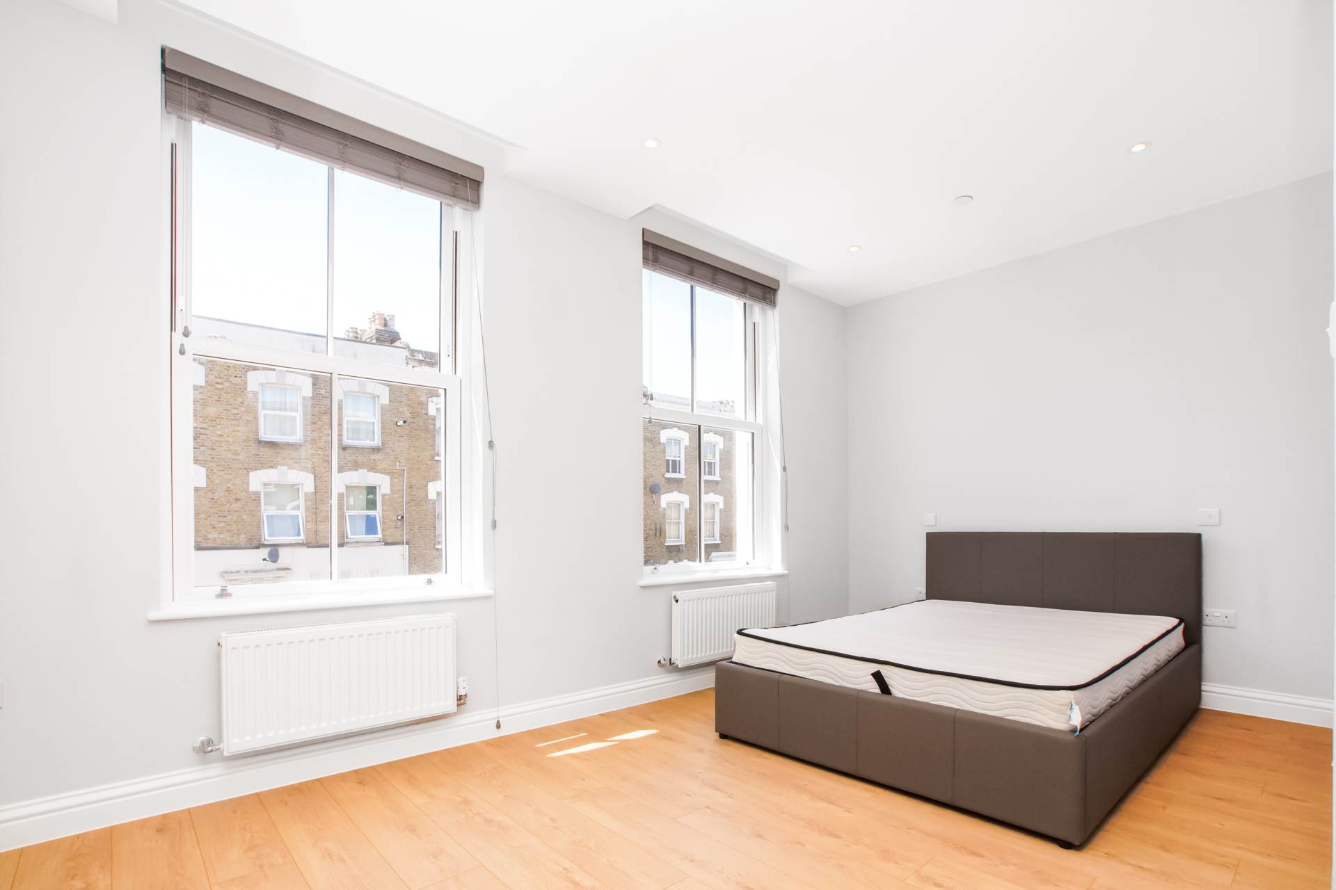 Chatsworth Road, Clapton, Image 4