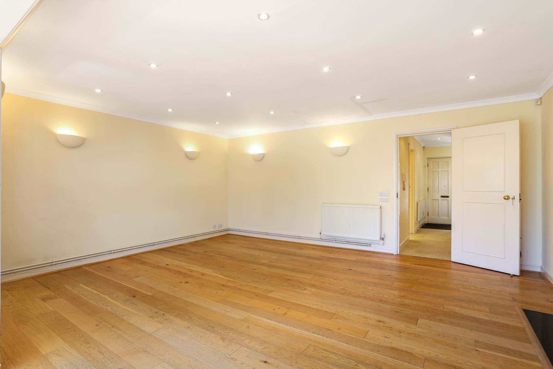 Spencer Walk, Hampstead, NW3, Image 17