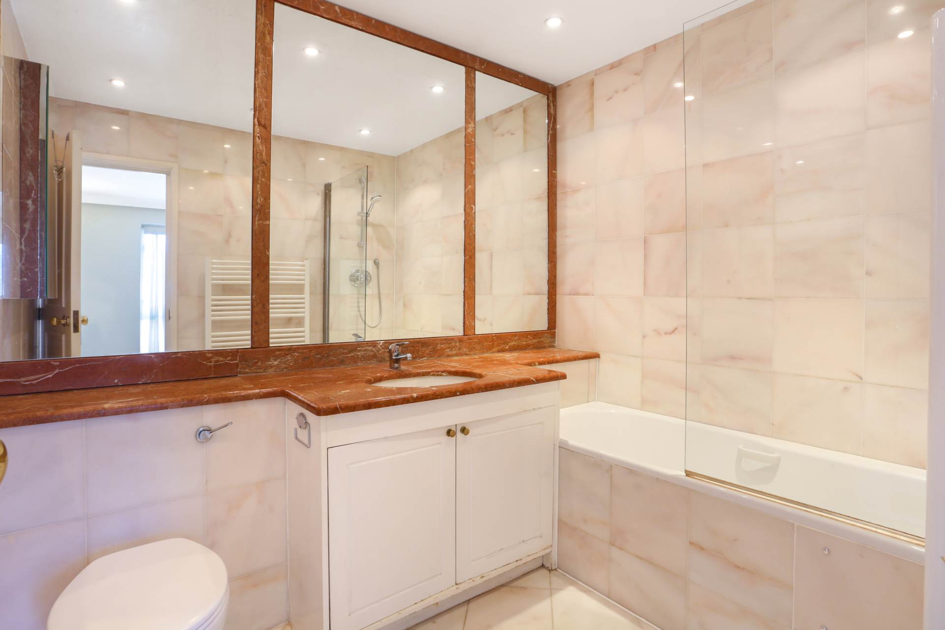 Spencer Walk, Hampstead, NW3, Image 20