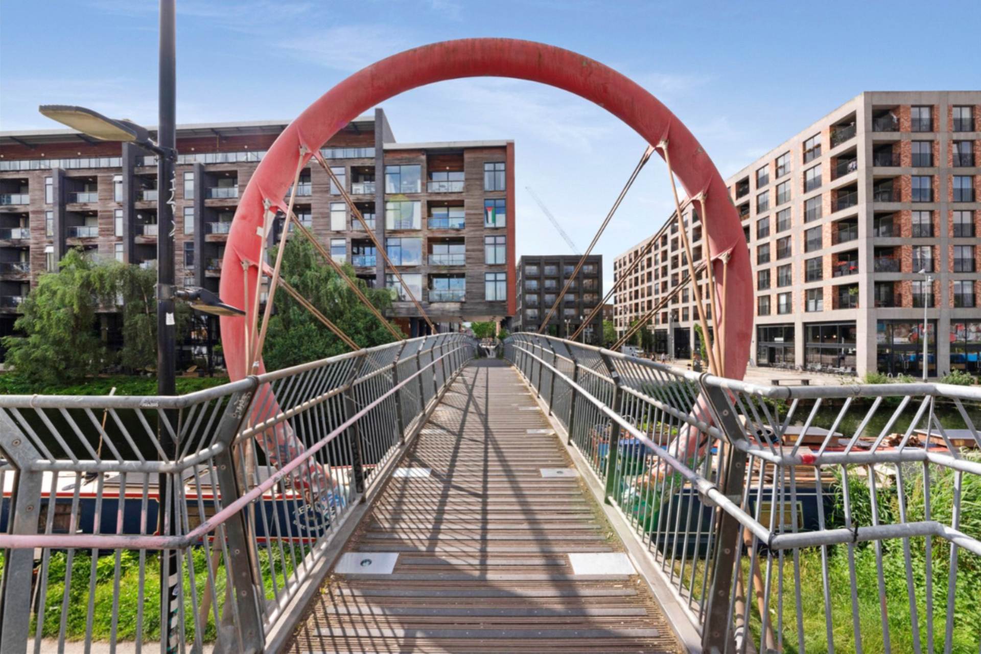 Roach Road, Bow, Image 17