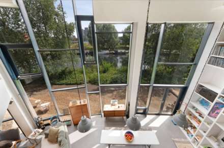 Roach Road, Bow, Image 7