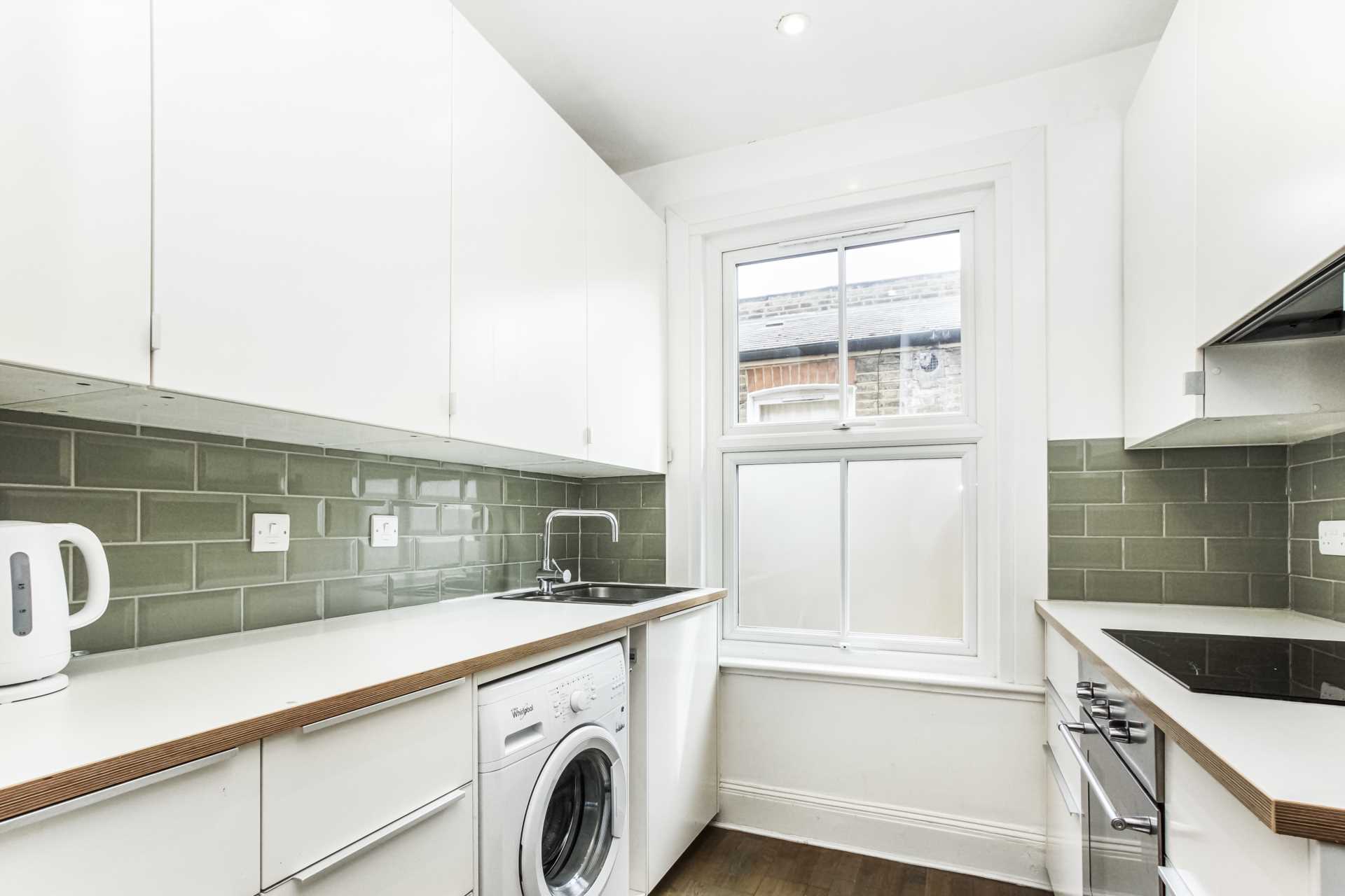 Mount Pleasant Road, London, Image 6
