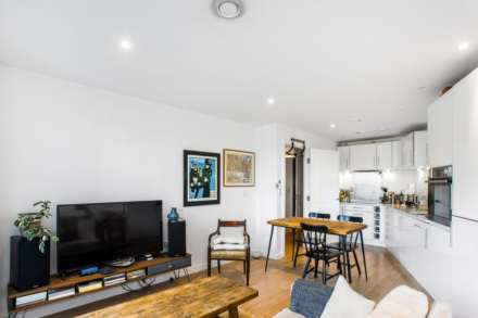 Atkins Square, Hackney, Image 6