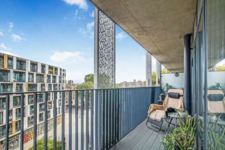 Atkins Square, Hackney, Image 8