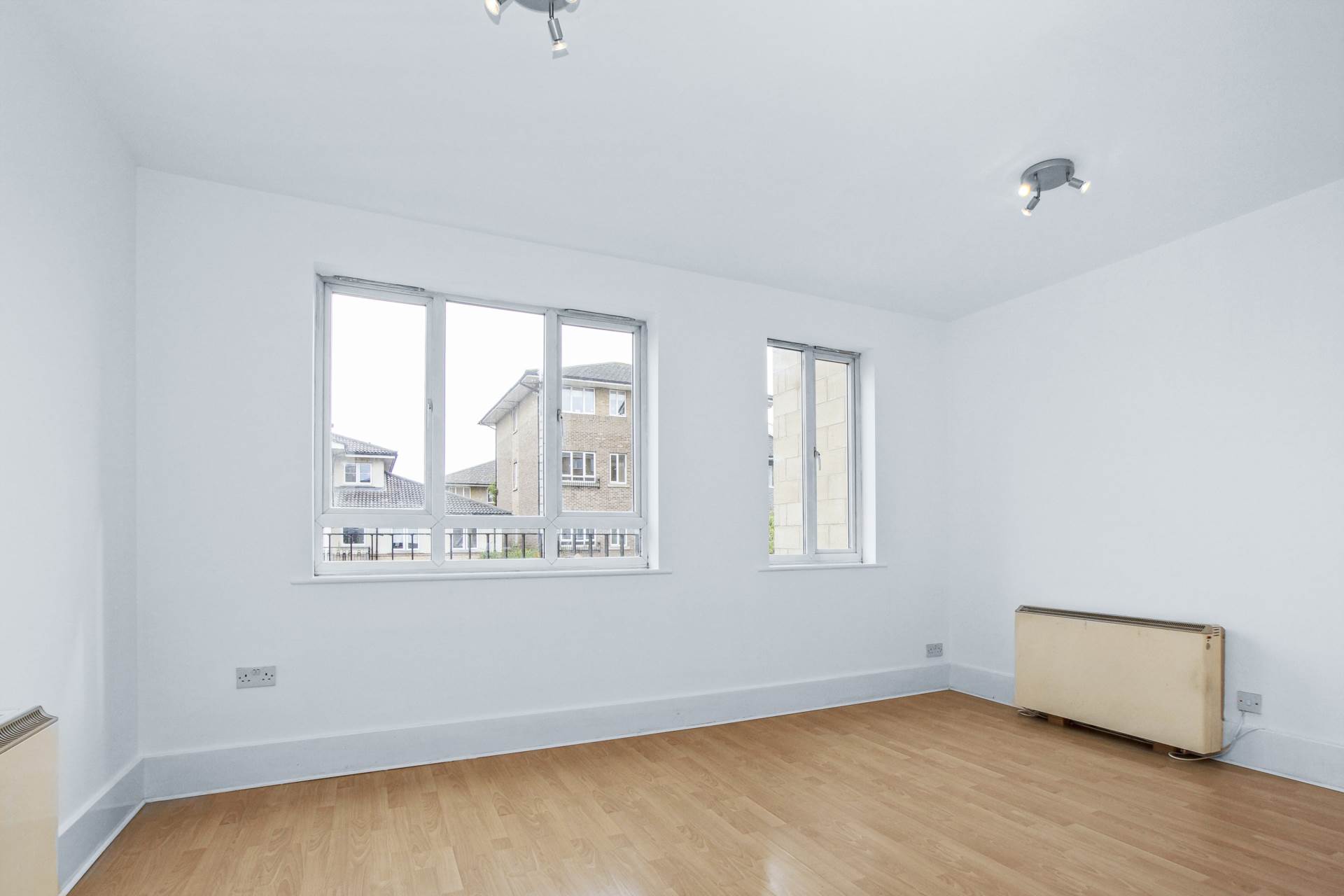 Celandine Drive, Dalston, Image 10