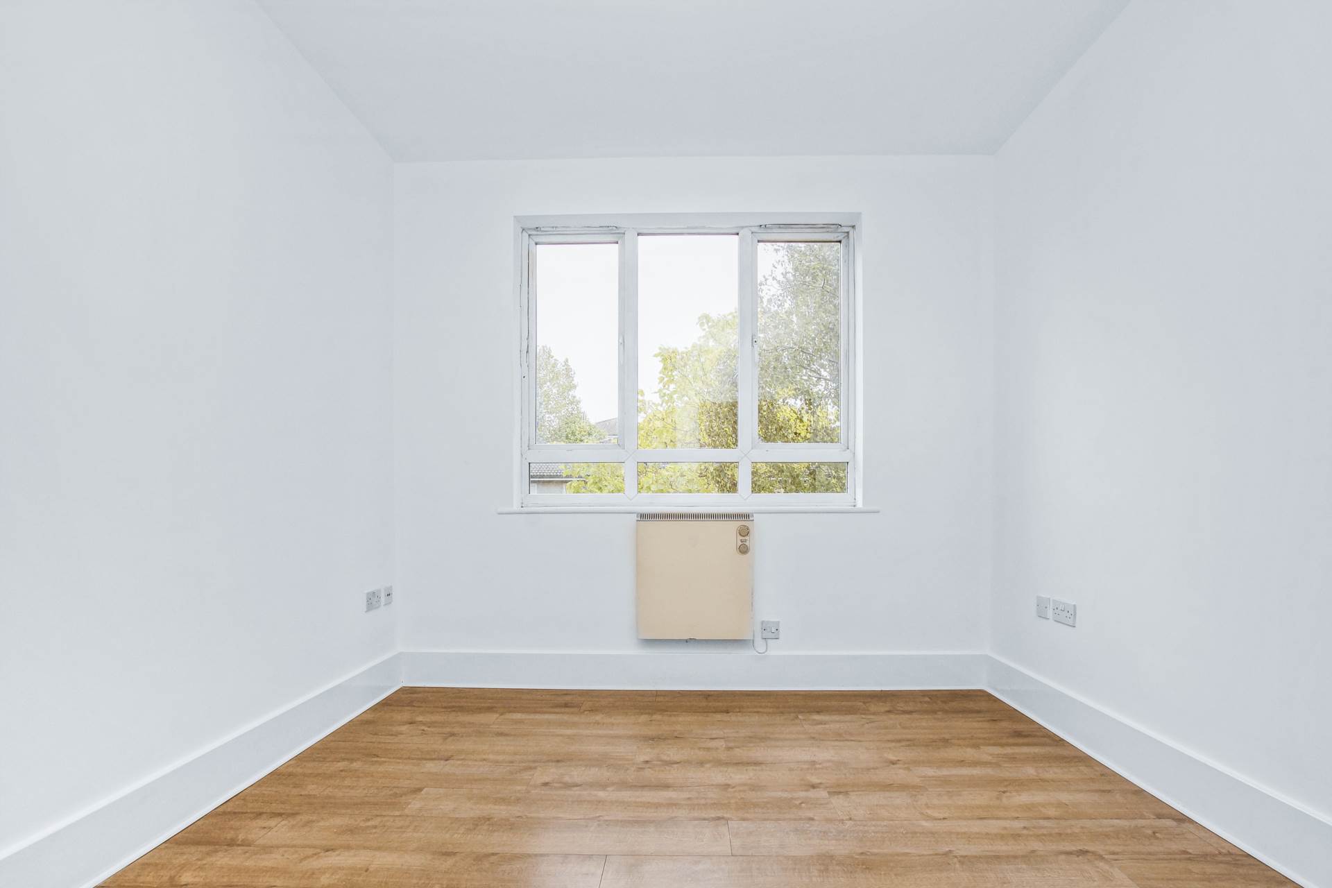 Celandine Drive, Dalston, Image 11