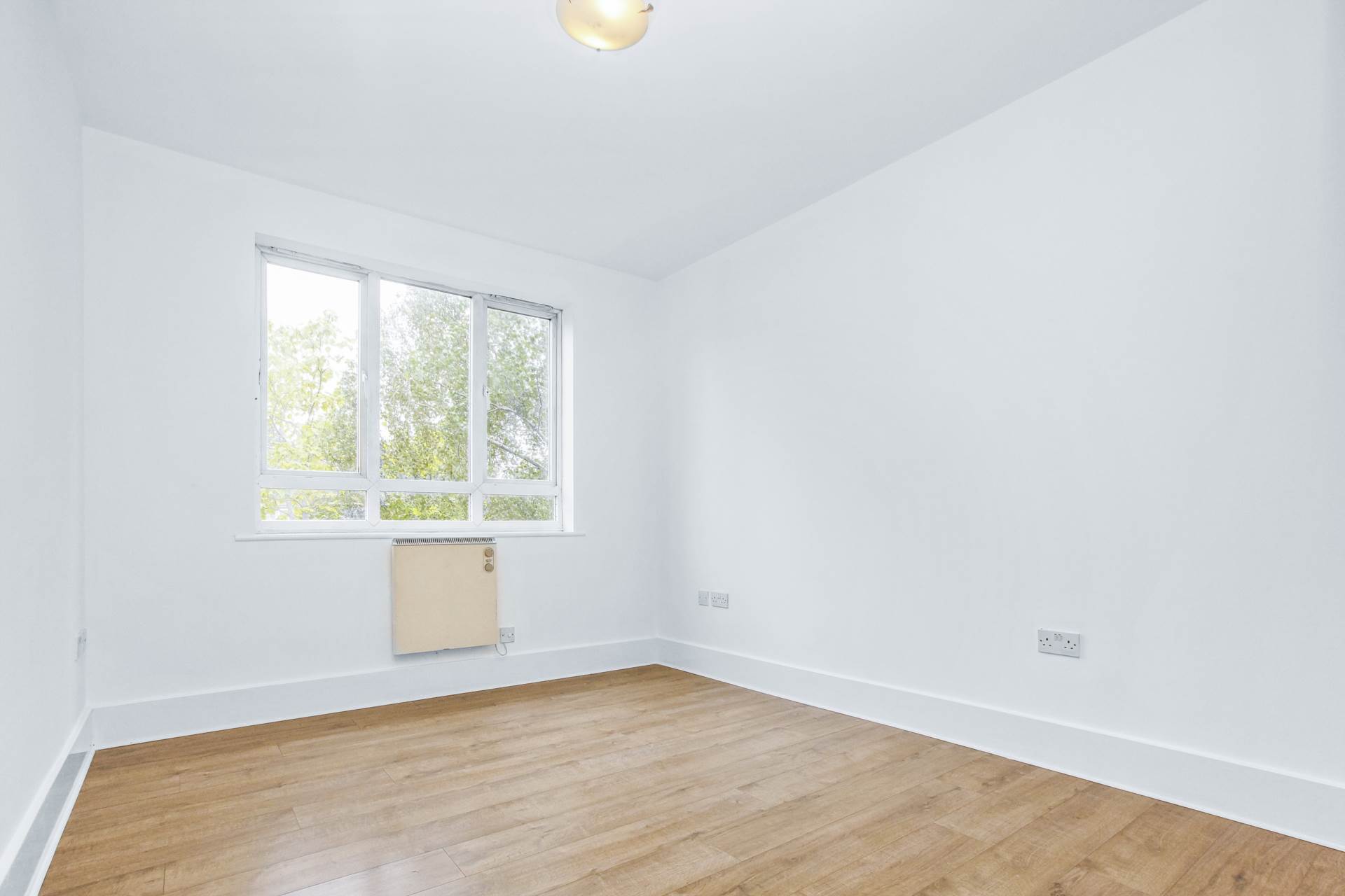Celandine Drive, Dalston, Image 13
