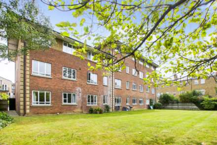 Celandine Drive, Dalston, Image 14