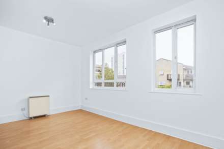 Celandine Drive, Dalston, Image 2
