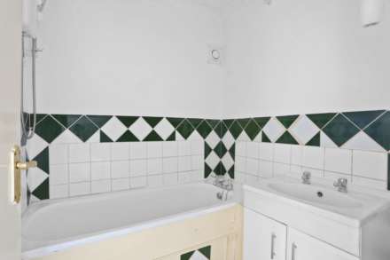 Vaine House, London, Image 6