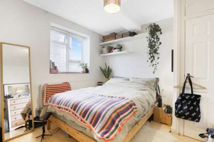 Paragon Road, Hackney E8, Image 13