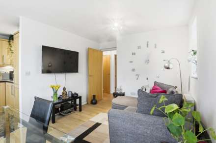 Riverhead Close, Walthamstow E17, Image 14