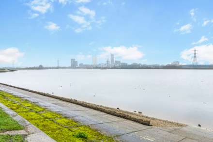 Riverhead Close, Walthamstow E17, Image 21