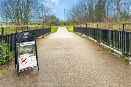 Riverhead Close, Walthamstow E17, Image 23