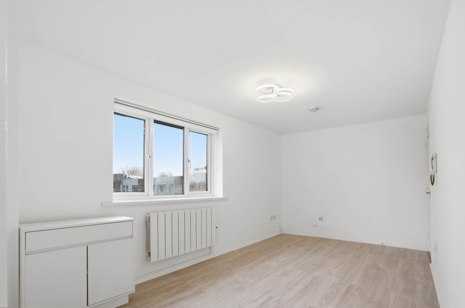 Lichfield Court, Walthamstow, Image 15