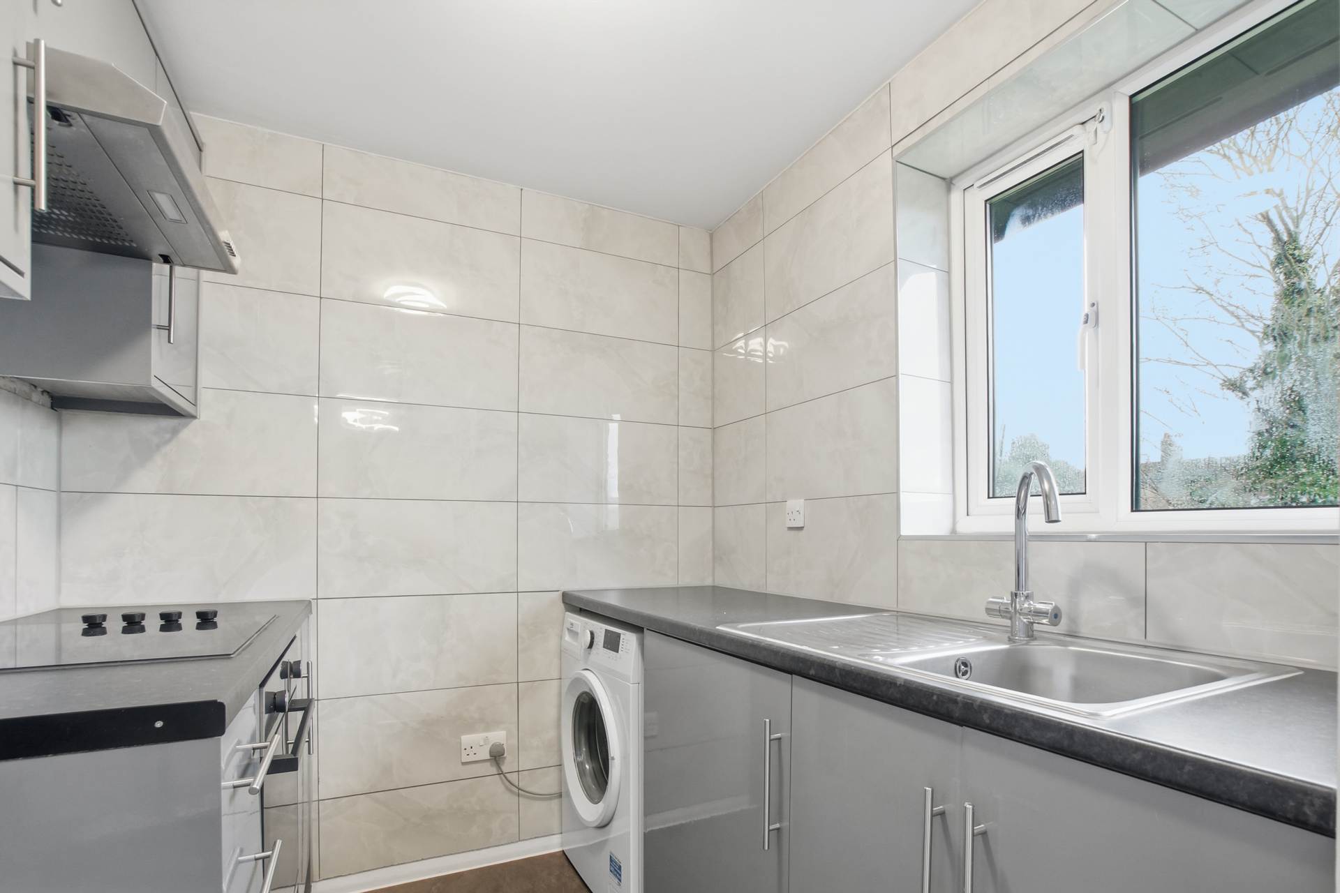 Lichfield Court, Walthamstow, Image 3