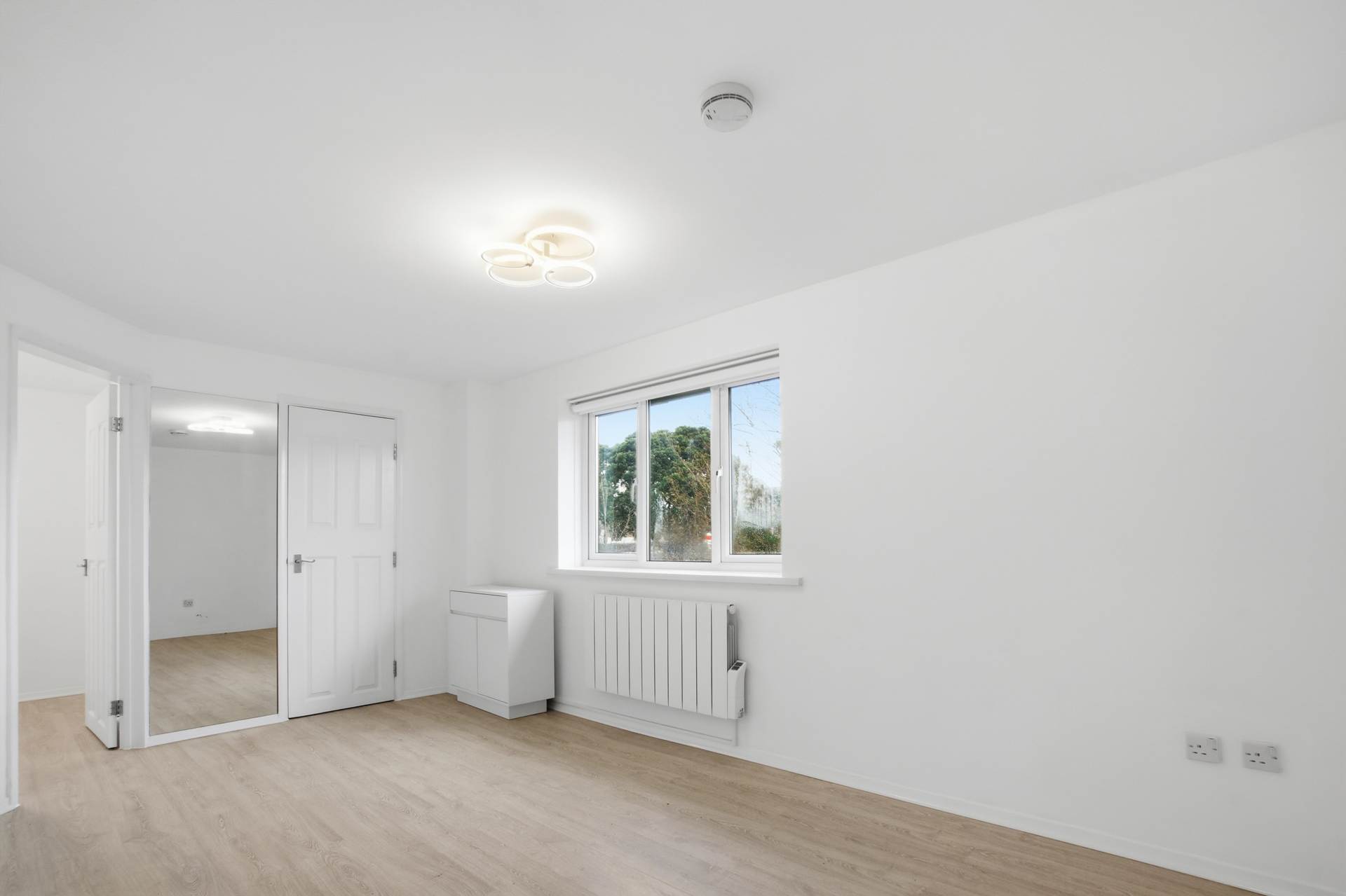 Lichfield Court, Walthamstow, Image 8