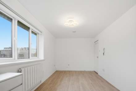 Lichfield Court, Walthamstow, Image 14