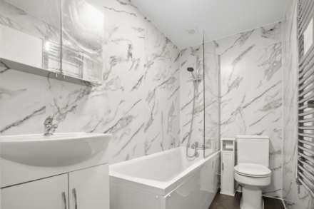 Lichfield Court, Walthamstow, Image 6