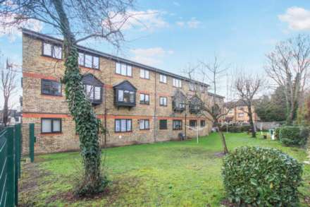 Lichfield Court, Walthamstow, Image 7