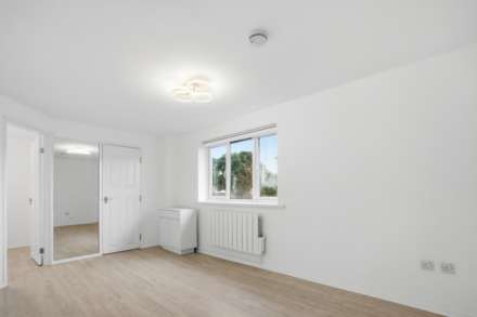 Lichfield Court, Walthamstow, Image 8