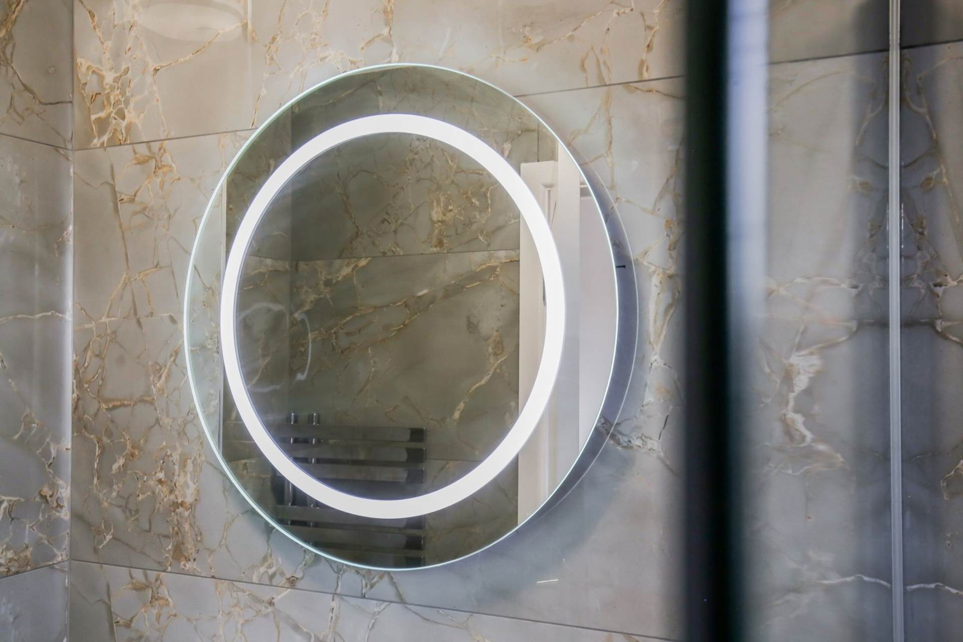 Castel Close, hackney, Image 13