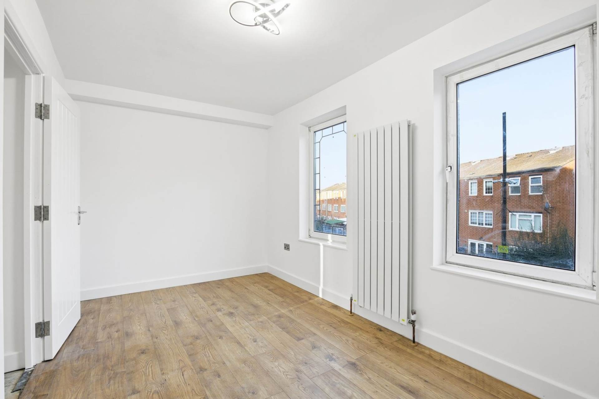 Castel Close, hackney, Image 8