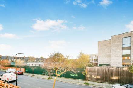 Castel Close, hackney, Image 15