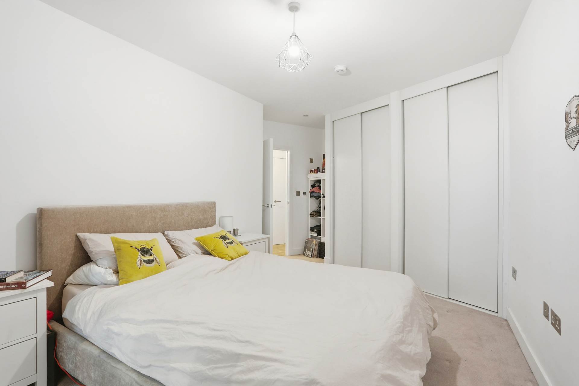 Wansbeck Road, London, Image 19