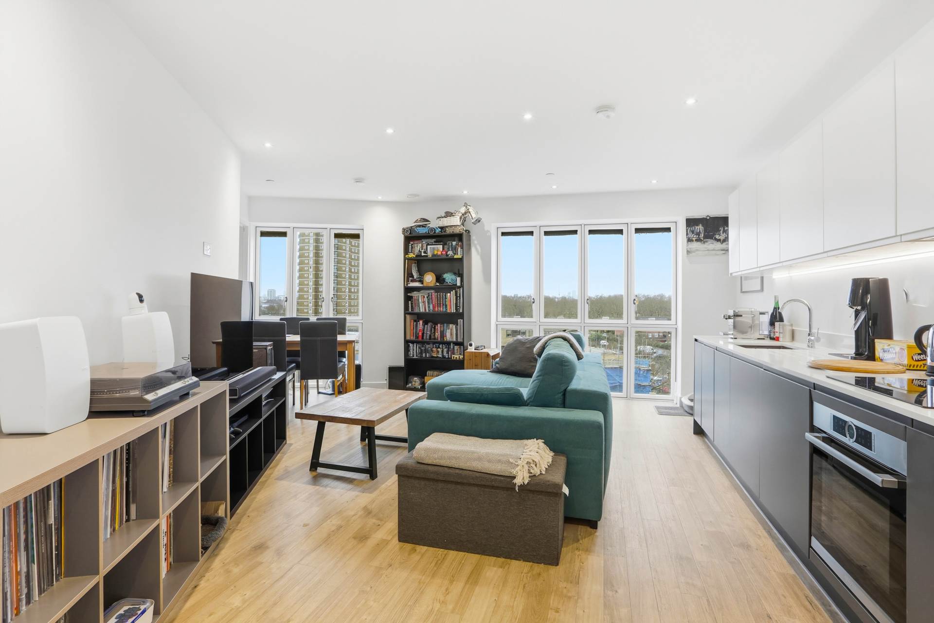 Wansbeck Road, London, Image 2