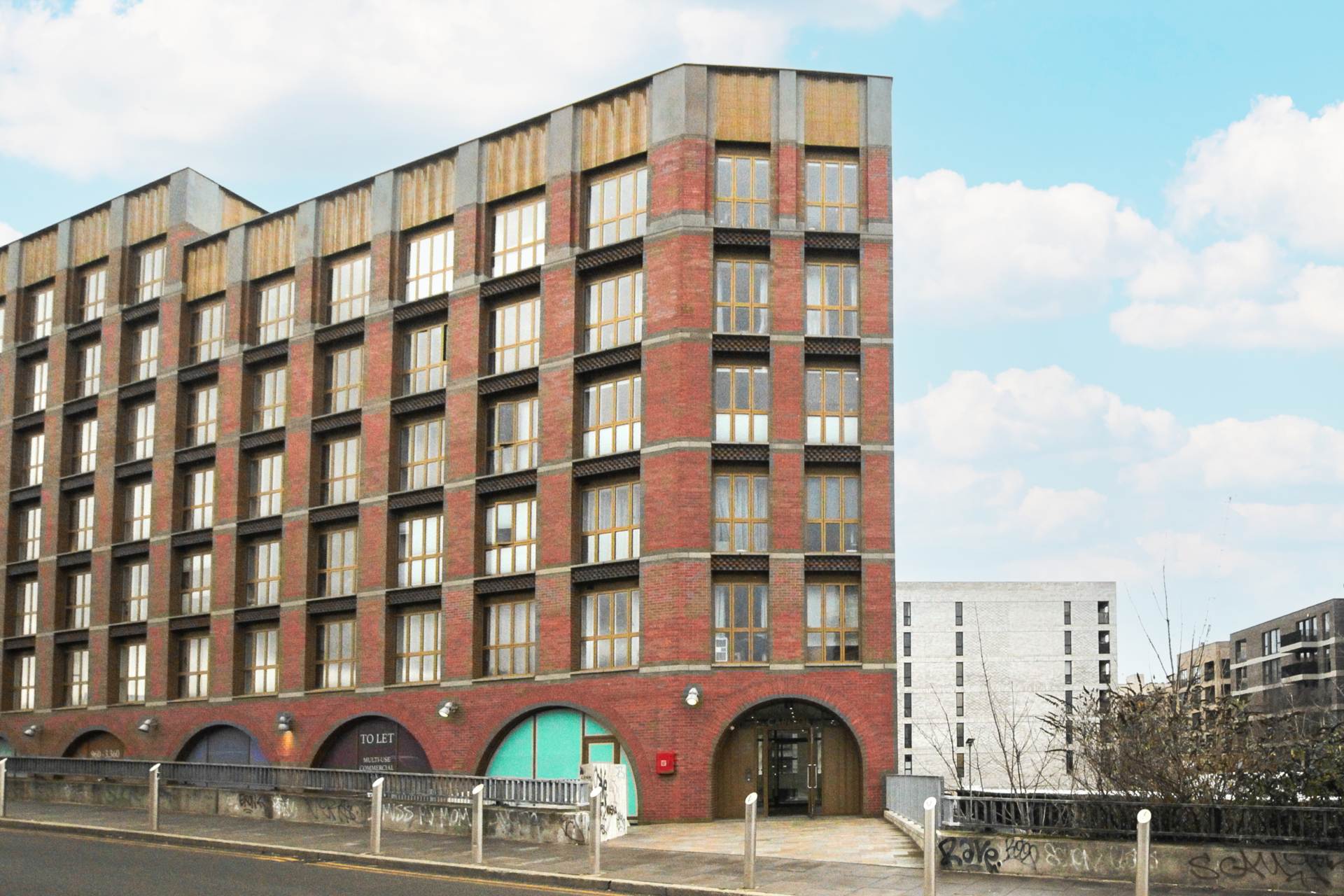 Wansbeck Road, London, Image 24