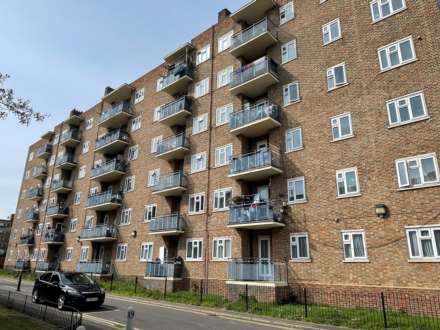 2 Bedroom Apartment, Woolridge Way, London