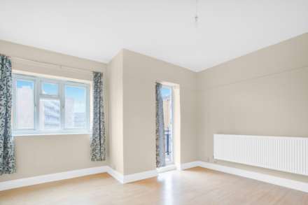 Woolridge Way, London, Image 17