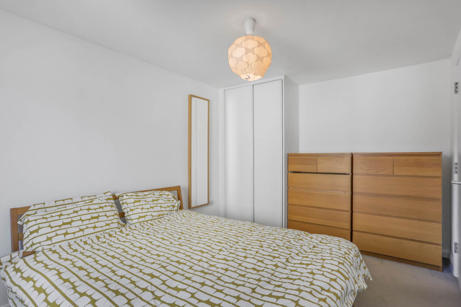 Milborne Steet, London, Image 8