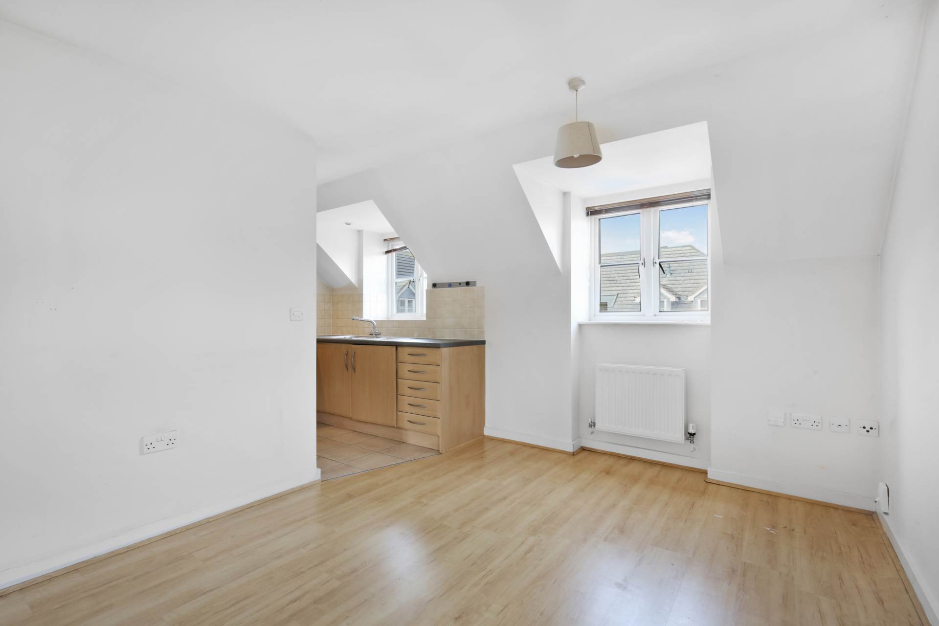 Riverhead Close, Walthamstow, Image 2