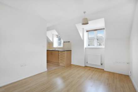 Riverhead Close, Walthamstow, Image 2