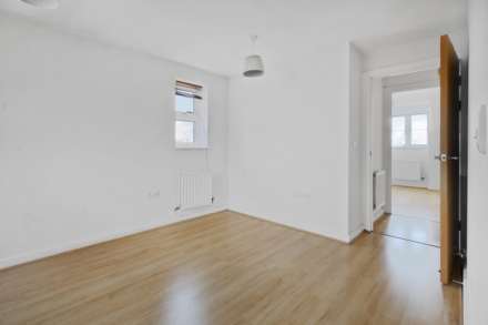 Riverhead Close, Walthamstow, Image 8