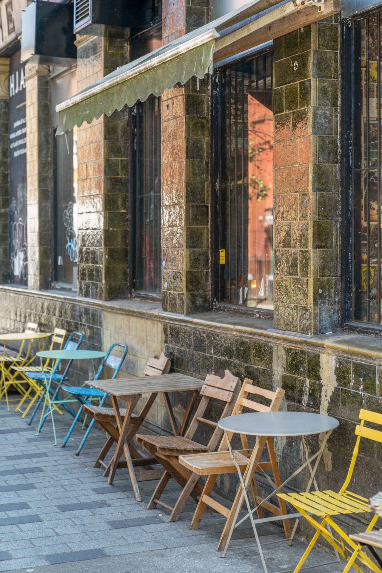 Houghton Close, London, Image 10