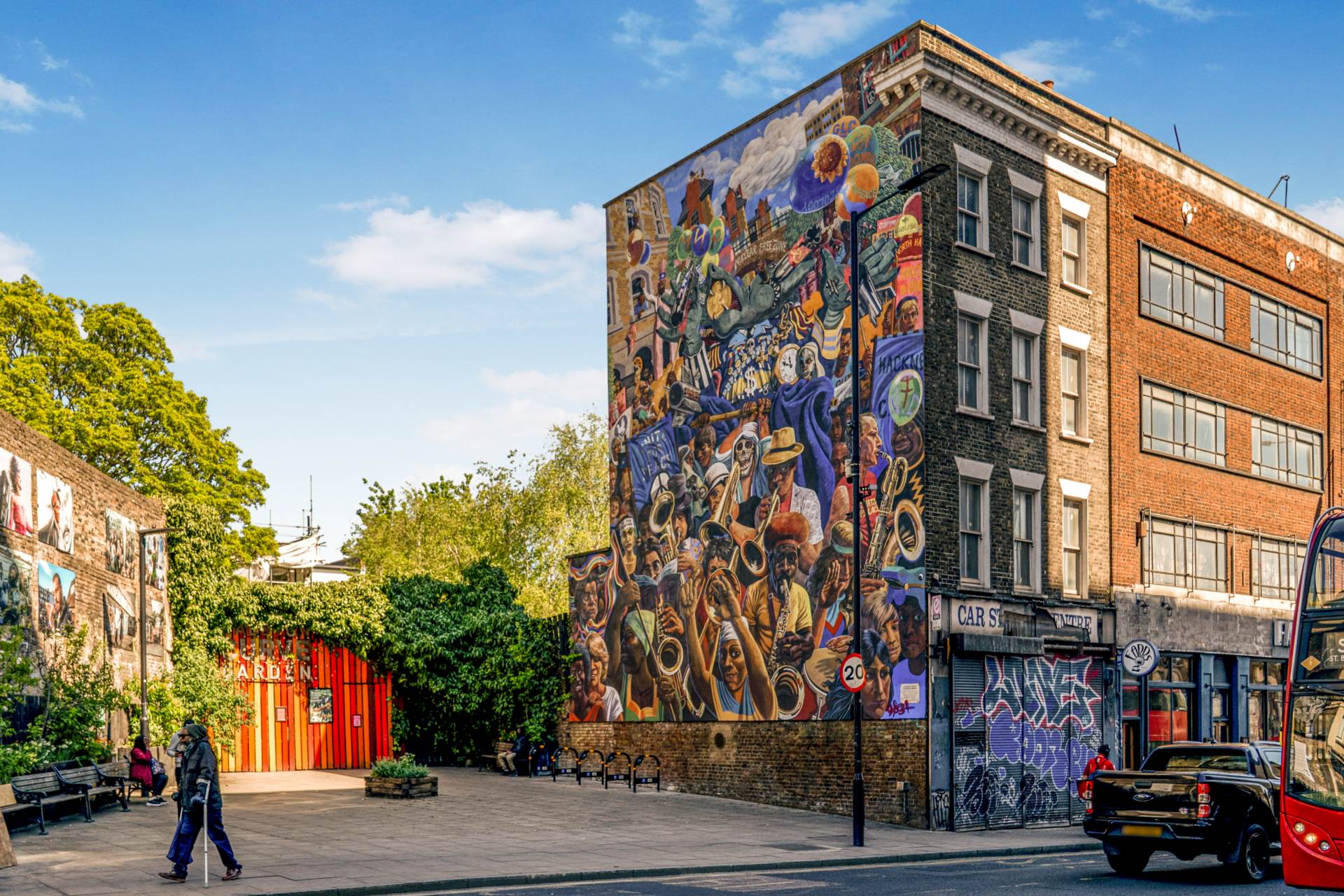 Houghton Close, London, Image 11