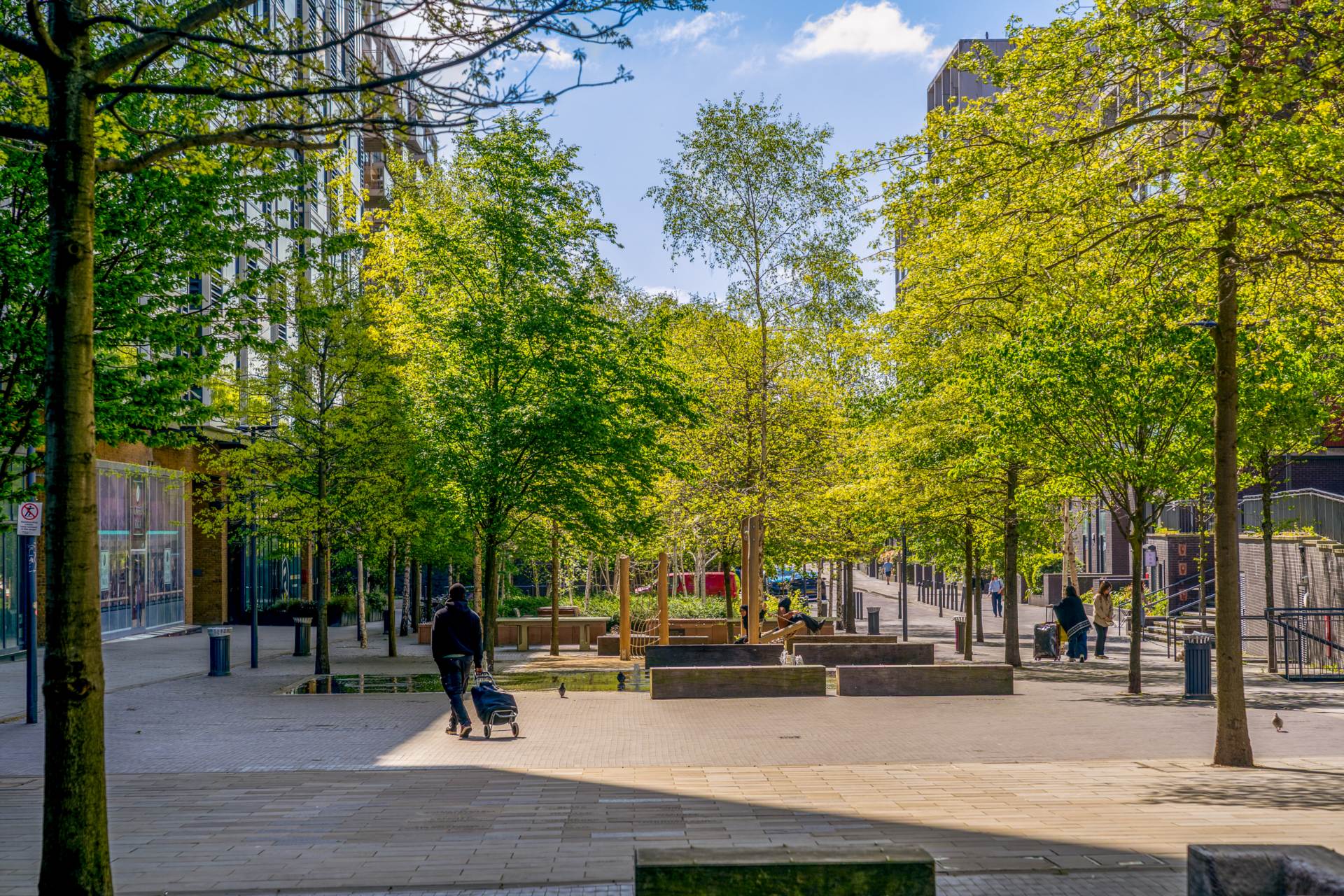 Houghton Close, London, Image 12