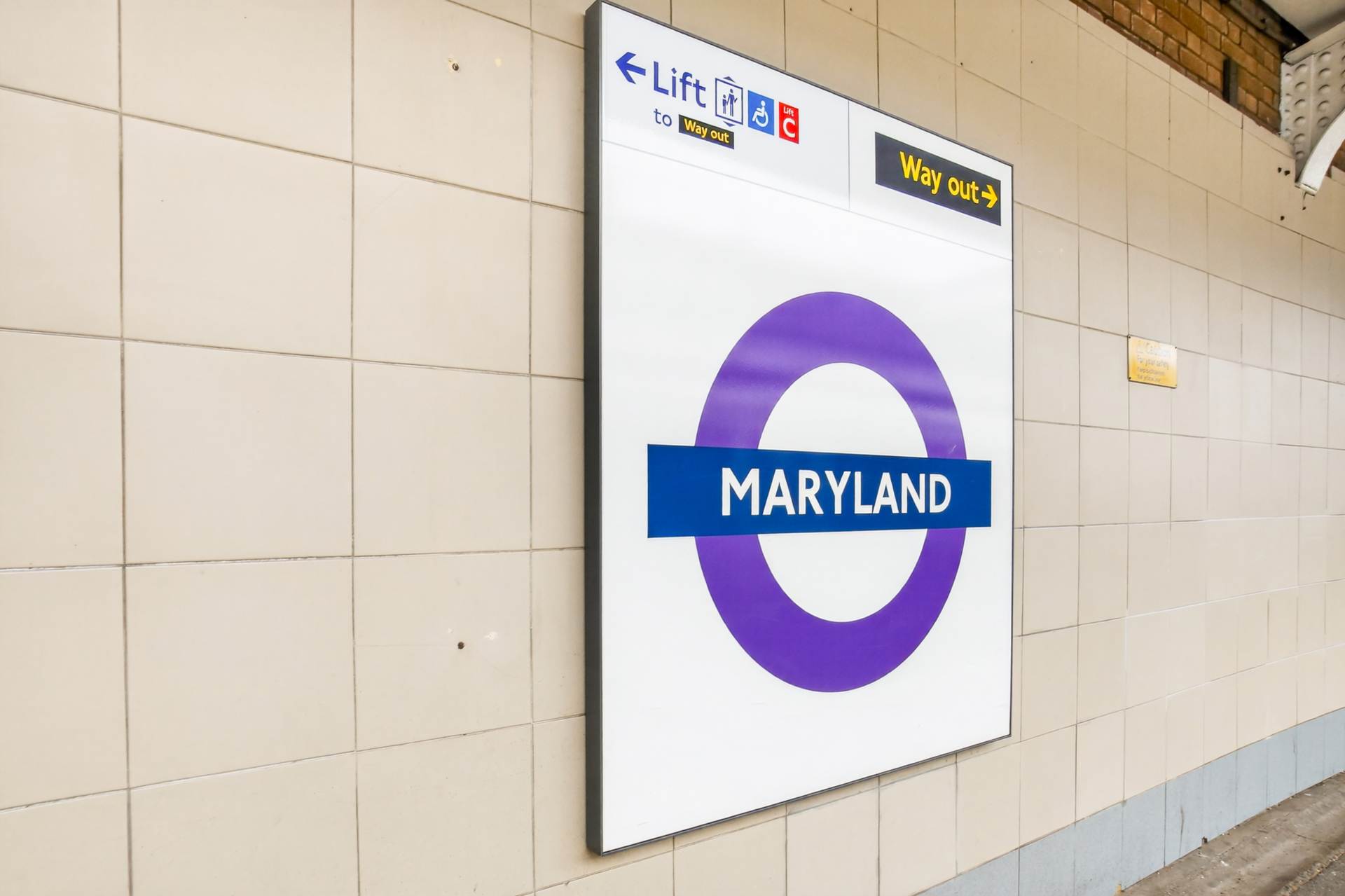 Manbey Road, Stratford E15, Image 20