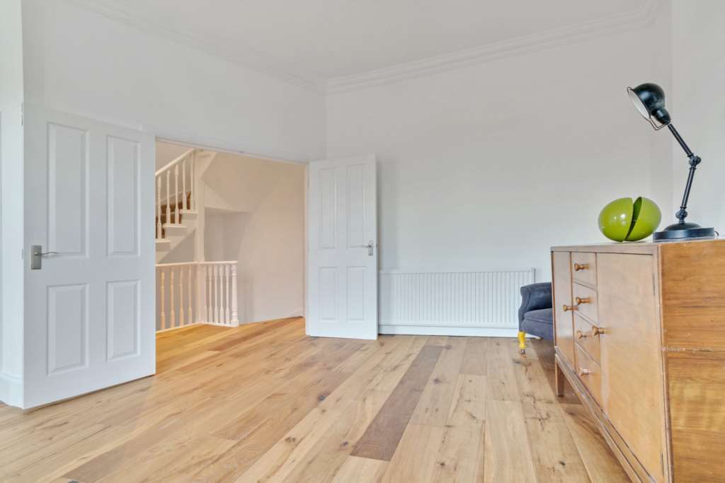 Shacklewell Lane, Dalston, Image 8