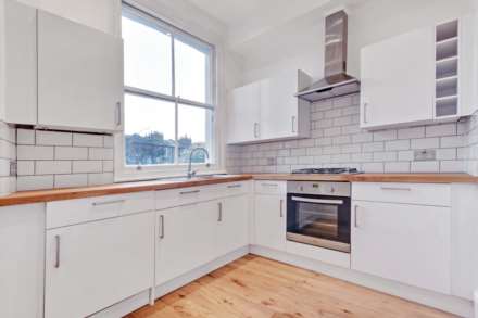 Shacklewell Lane, Dalston, Image 3