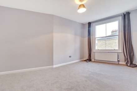 Shacklewell Lane, Dalston, Image 4