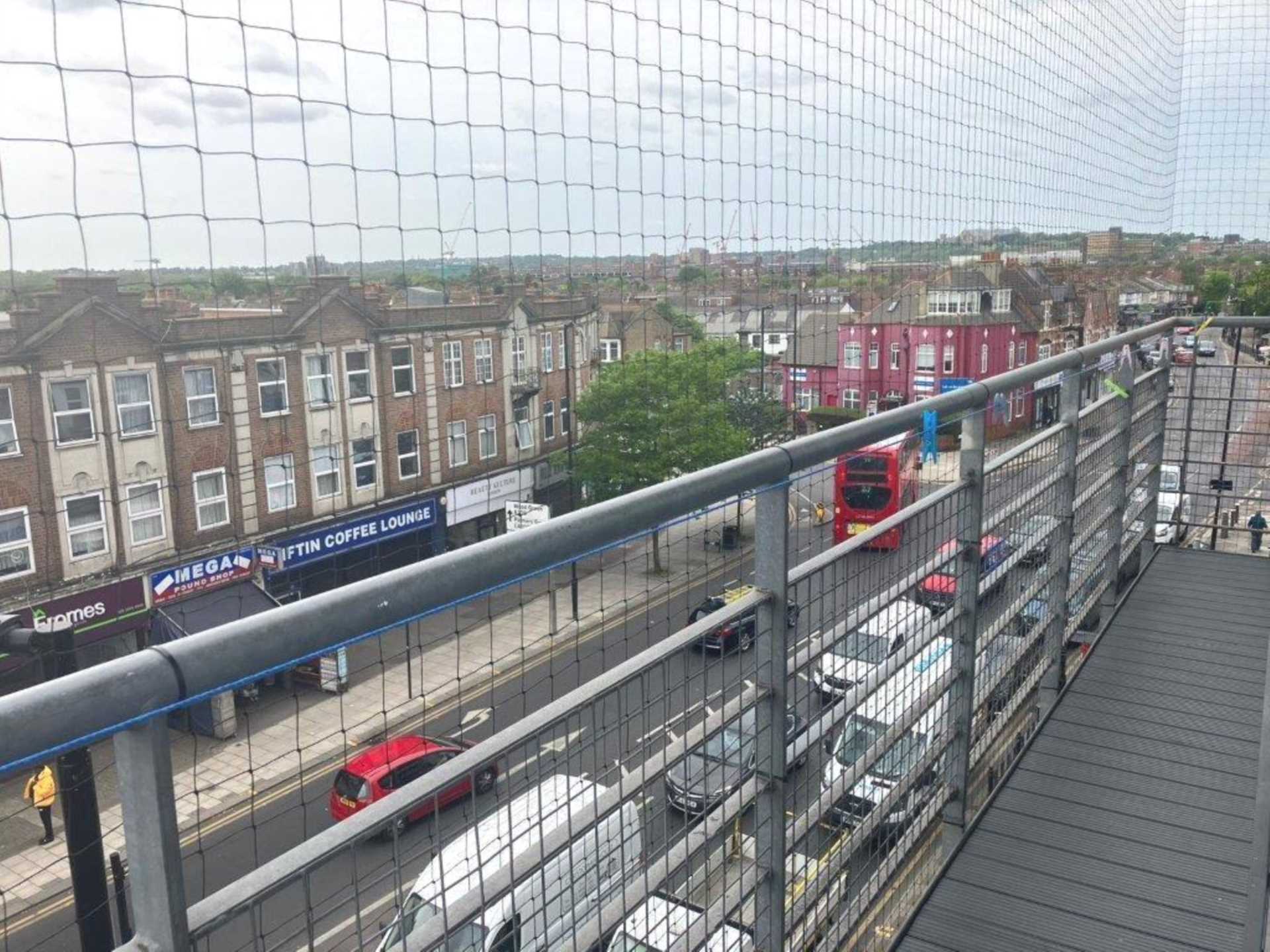 London N17 7EQ 2 bed flat rental property internal/external image-9