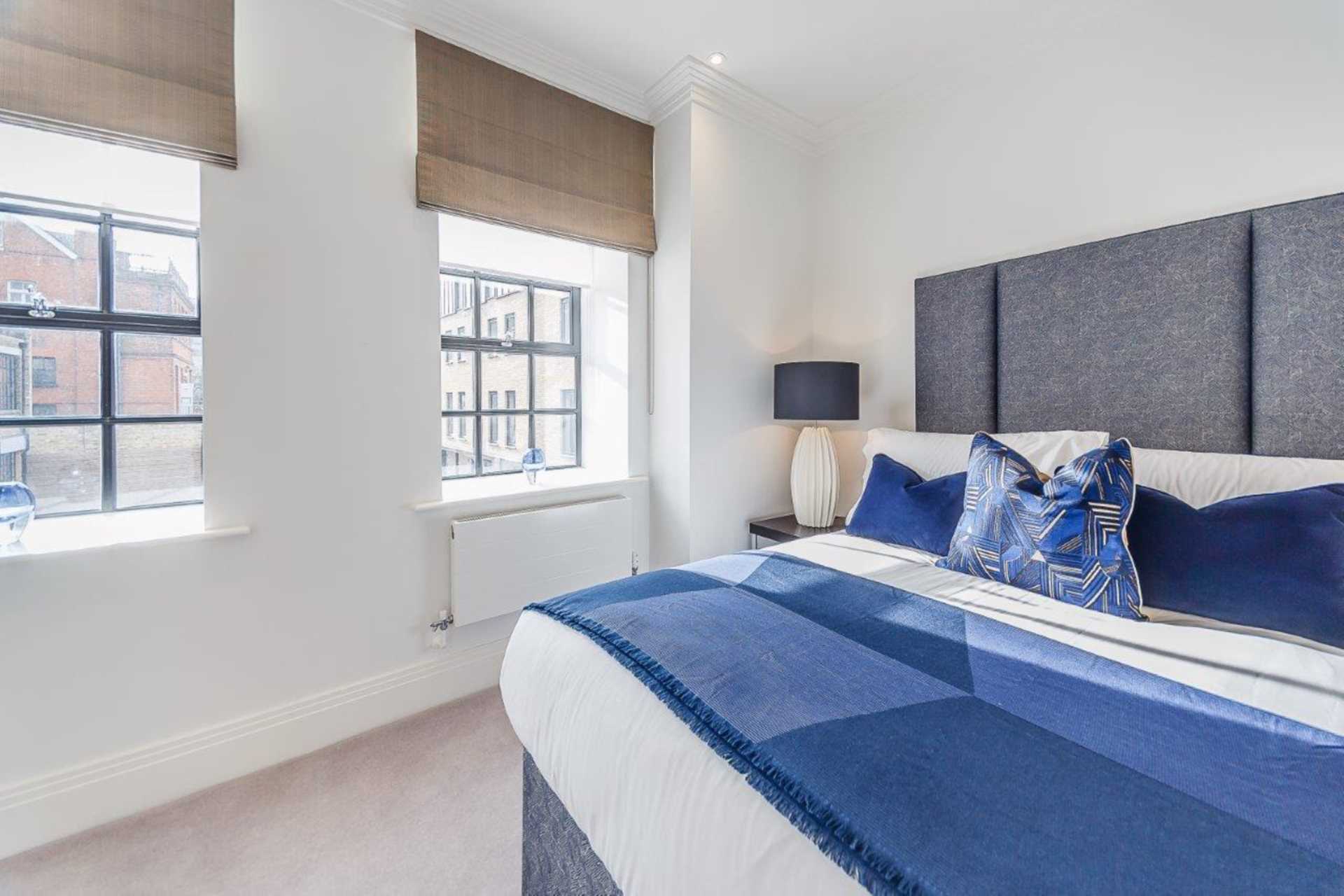 London W6 9UF 2 bed flat rental property internal/external image-3