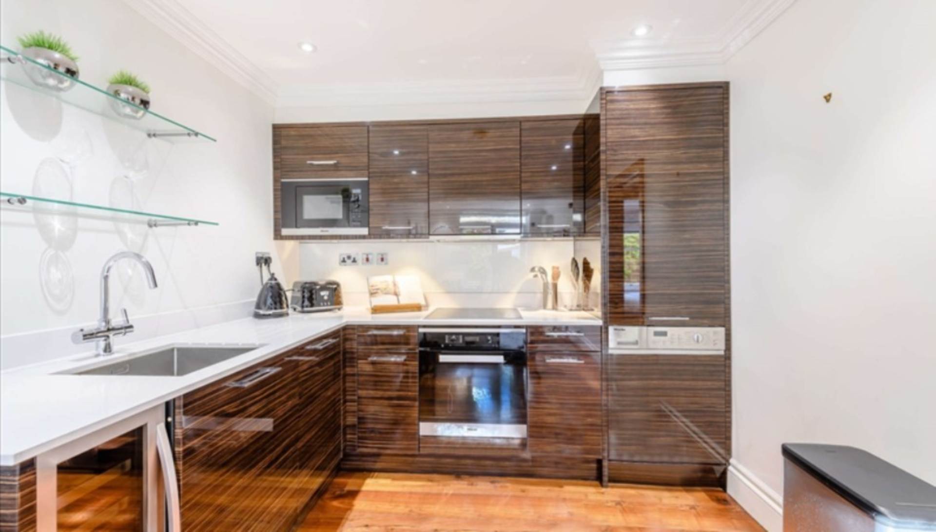 London W2 4BB 1 bed apartment rental property internal/external image-5