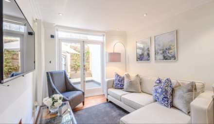 1 bed apartment to rent in London W2